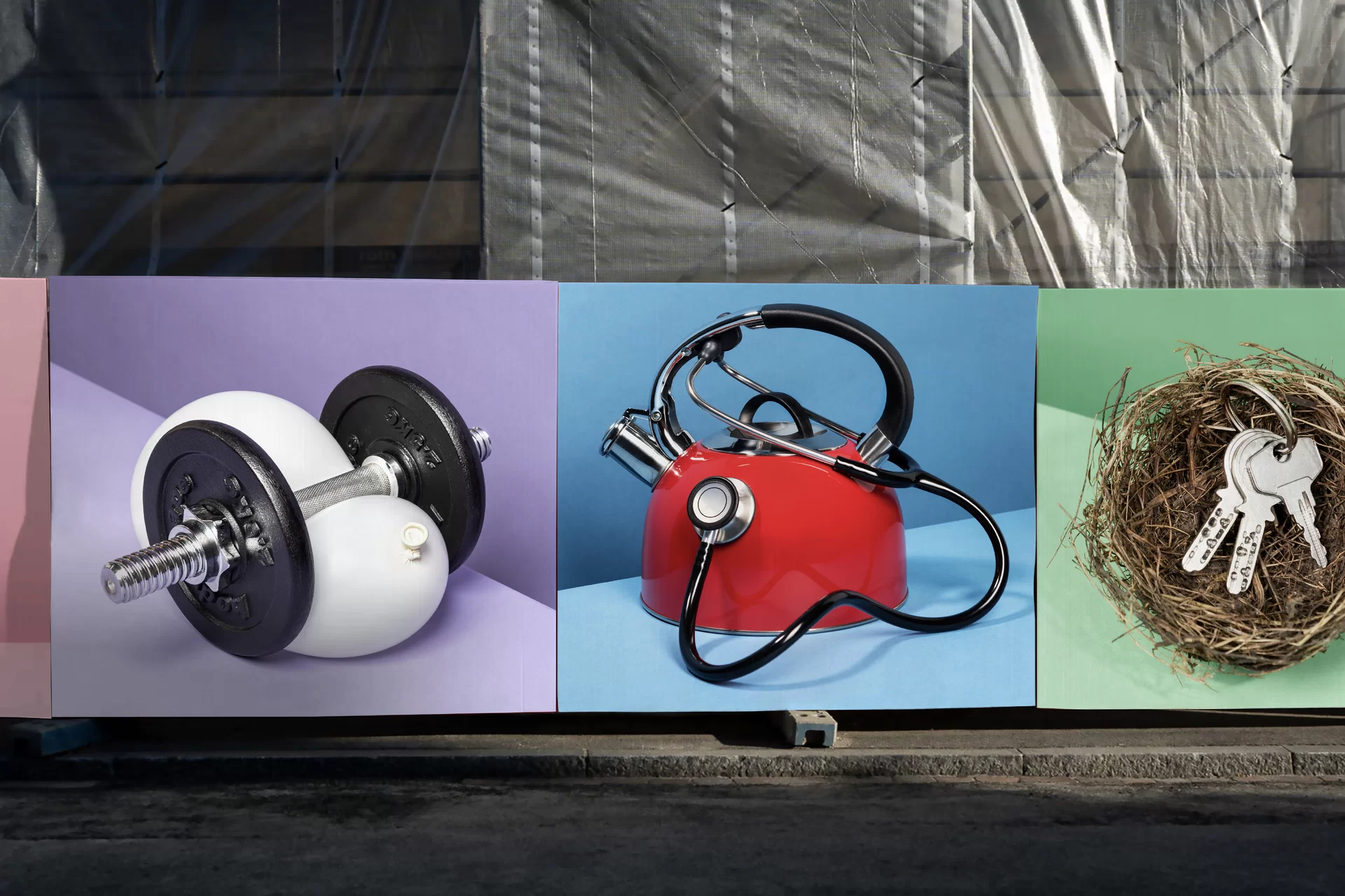 Spitex Kampagne Objekte Teekanne Stethoskop Hantel Ballon Nest Schlüssel Turnschuh Sprungfeder Gummihandschuh Broccoli Ei Pflaster Animation Bewegung Fotoshooting Farbe Fotografie Typografie Art Direction Creative Direction Plakate Bildkompositionen Totebag 