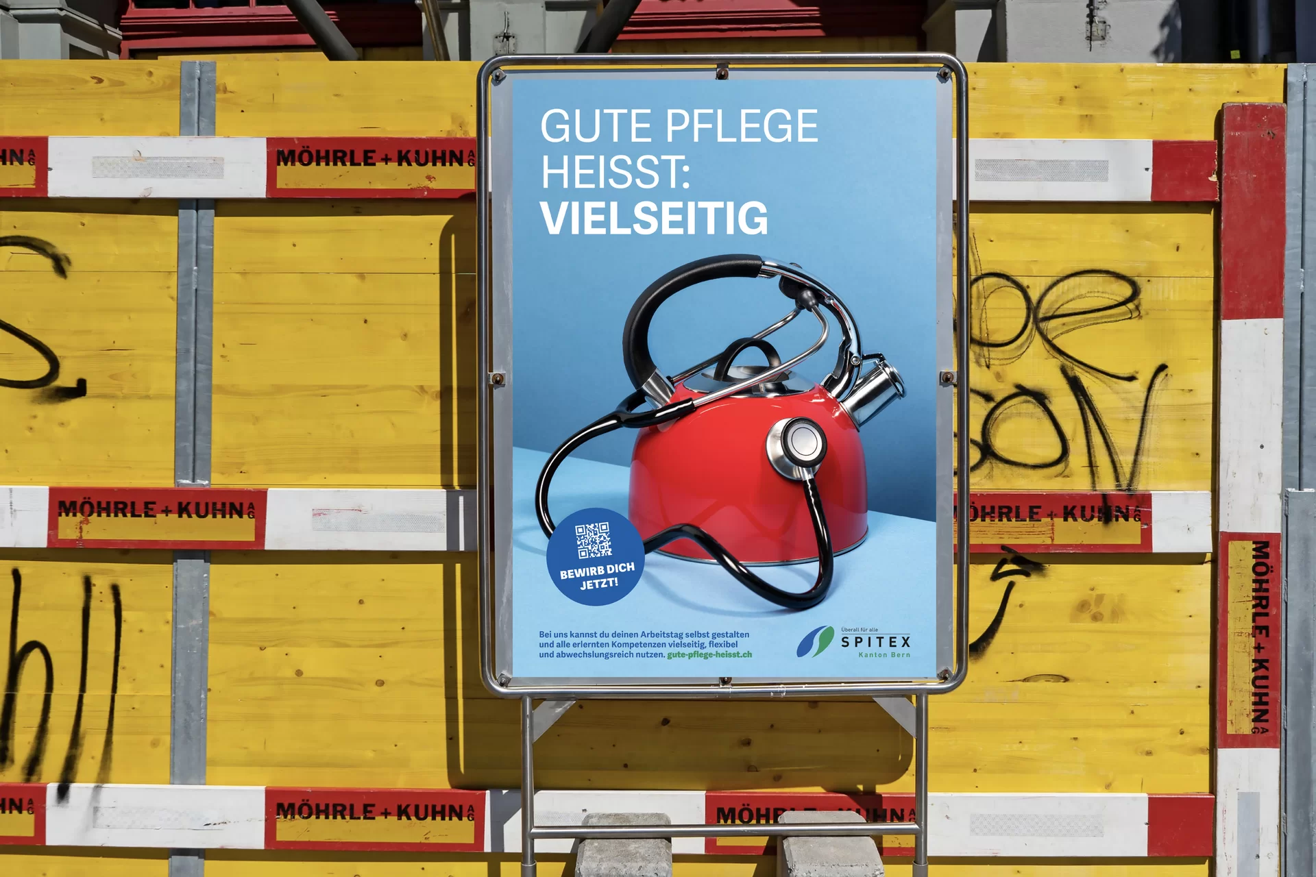 Spitex Kampagne Objekte Teekanne Stethoskop Hantel Ballon Nest Schlüssel Turnschuh Sprungfeder Gummihandschuh Broccoli Ei Pflaster Animation Bewegung Fotoshooting Farbe Fotografie Typografie Art Direction Creative Direction Plakate Bildkompositionen Totebag 