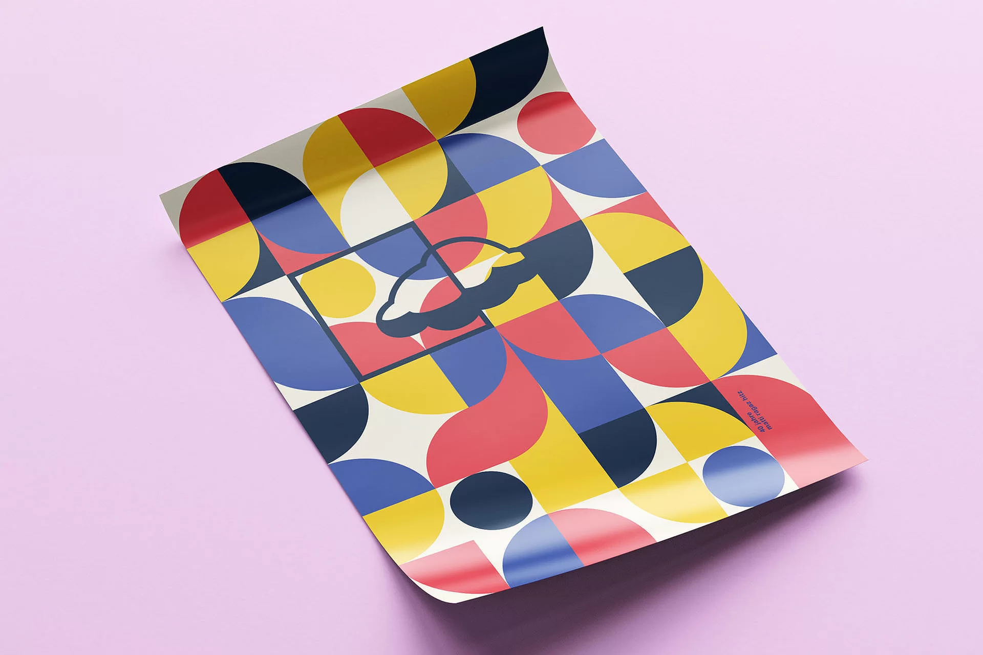 40 Jahre Architektur Plakat Karte Postversand Ansteckknopf Design Swiss Grafikdesign Art Direction Creative Direction Illustration Typographie Bunt, Rosa Orange 