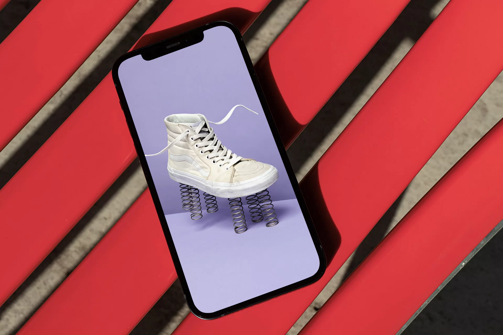 Spitex Kampagne Objekte Teekanne Stethoskop Hantel Ballon Nest Schlüssel Turnschuh Sprungfeder Gummihandschuh Broccoli Ei Pflaster Animation Bewegung Fotoshooting Farbe Fotografie Typografie Art Direction Creative Direction Plakate Bildkompositionen Totebag 