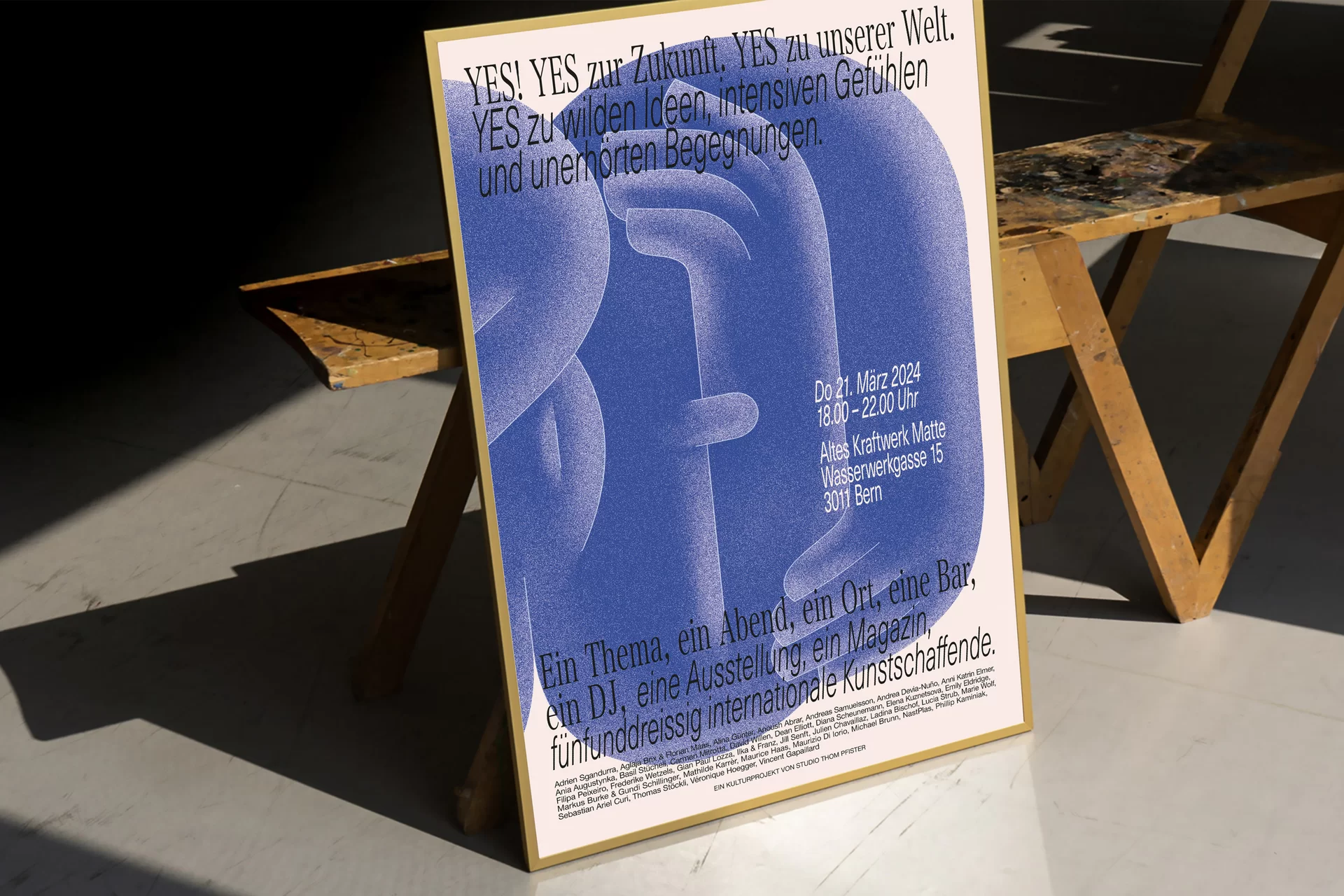 [Translate to English:] Studio Thom Pfister YES Einmalig Ausstellung Einladung Kuratiert Künstlerinnen Kunst Verkauf Swiss Grafikdesign International Art Direction Creative Direction Grossformat Magazin limitiert Cover Titelbild Inhalt Text Christof Gertsch Plakat Karte Postversand Fotografie Illustration Bunt Farbig Bildkomposition